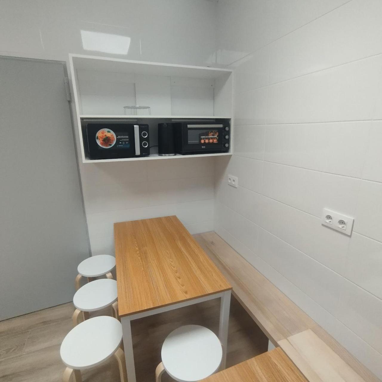 Dpaso Urban Hostel ポンテベドラ エクステリア 写真